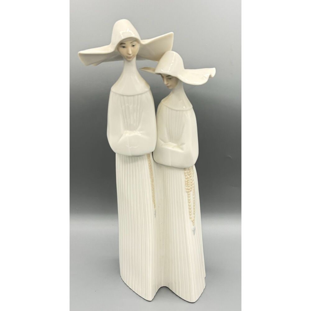 VTG Lladró Porcelain Figurine "Two Nuns" #4611 Fulgencio Garcia Spain | Retired
